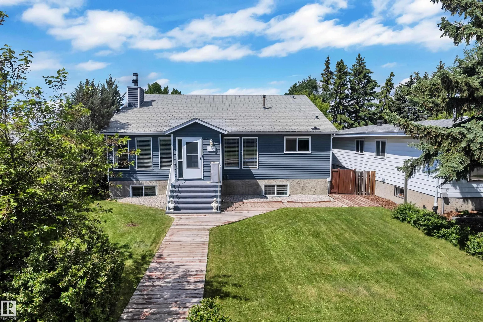 2219 MILLBOURNE RD W NW, Edmonton - 5 bedroom Detached Single Family for sale