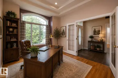 Interior photo 3 of 165 NORWICH CR