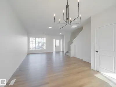 Interior photo 4 of 29 Nerine CR