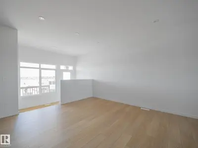 Interior photo 2 of 424 176 AV NE