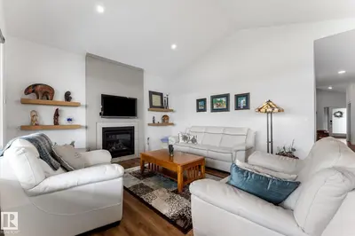 Interior photo 2 of 218 55101 Ste Anne Trail TR