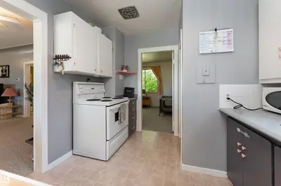 Interior photo 2 of 9011 95 ST NW