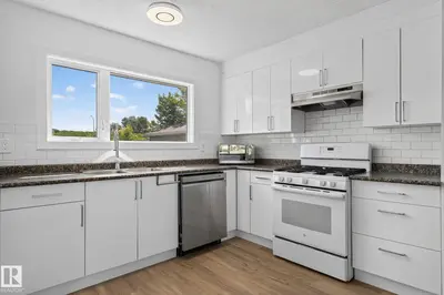 Interior photo 3 of 3119 104 ST NW