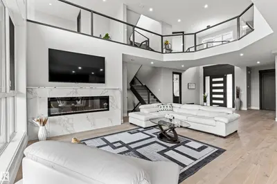 Interior photo 3 of 4810 KNIGHT CR SW