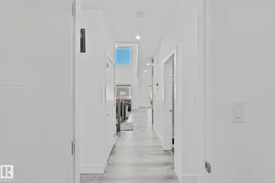Interior photo 4 of 415 42 ST SW