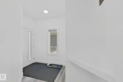 Interior photo 3 of 415 42 ST SW