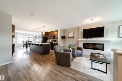Interior photo 1 of 3211 CHERRY CR SW