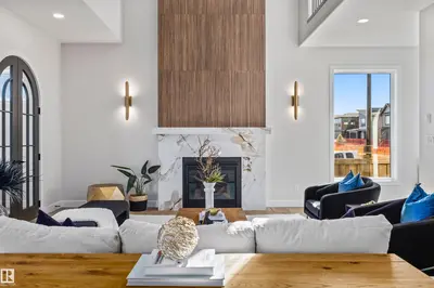 Interior photo 1 of 4667 Chegwin Wynd SW