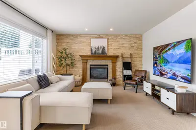 Interior photo 3 of 1203 TREDGER CT NW