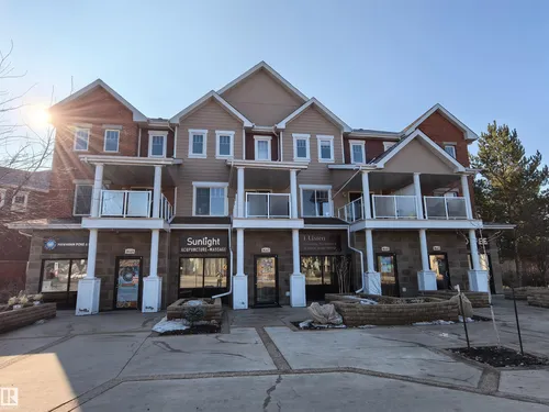 1649 Towne Centre blvd. NW, Edmonton - $695,000
