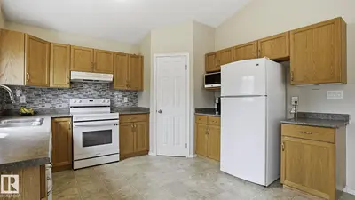 Interior photo 4 of 6105 52 AV