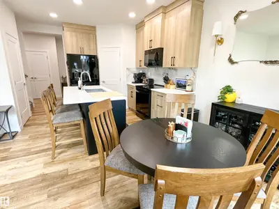Interior photo 4 of 73 WYATT