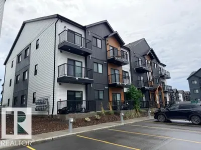 Interior photo 2 of #102 860 SECORD BV NW