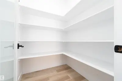 Interior photo 3 of 17320 9 AV SW