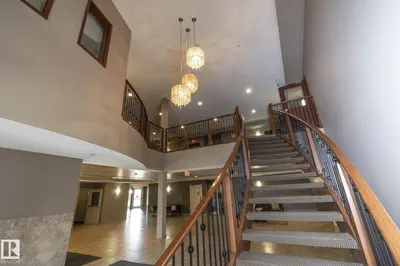Interior photo 1 of #416 263 MACEWAN RD SW