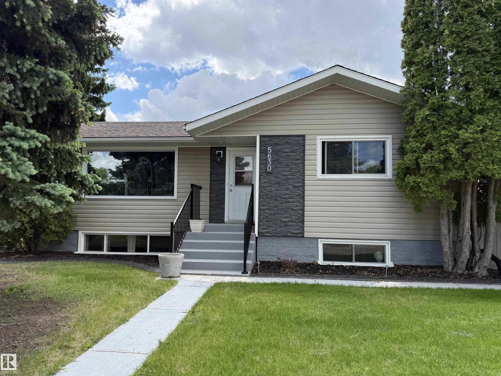 5630 48 A ST, Vegreville - 4 bedroom Detached Single Family for sale