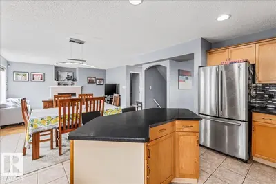 Interior photo 2 of 171 COTE CR NW