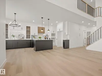 Interior photo 3 of 