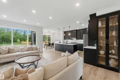 Interior photo 4 of 1527 ESAIW PL NW