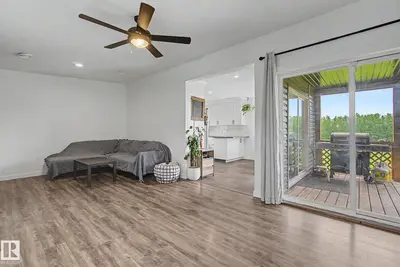 Interior photo 2 of 1422 TWP ROAD 550