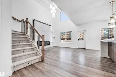 Interior photo 4 of 136 Creekside LN