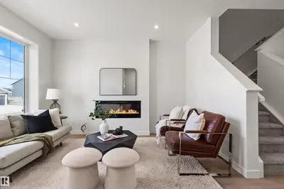 Interior photo 1 of 5749 HAWTHORN CM SW
