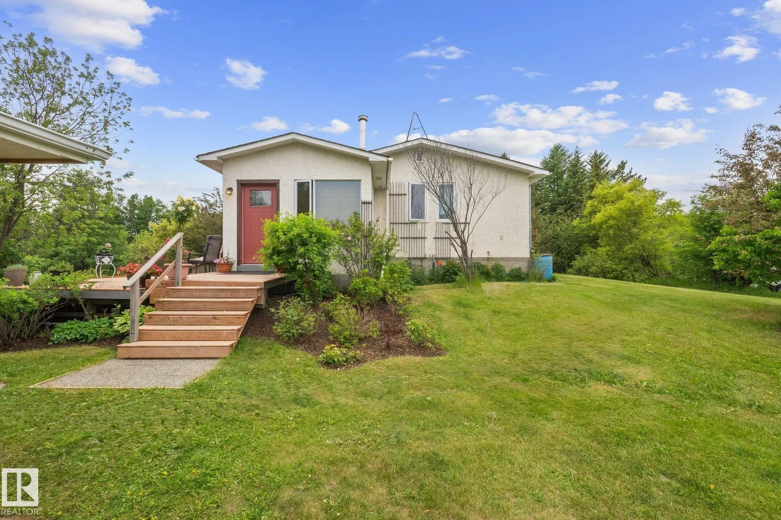 23351 TWP RD, Rural Leduc County - 4 bedroom Detached Single Family for sale