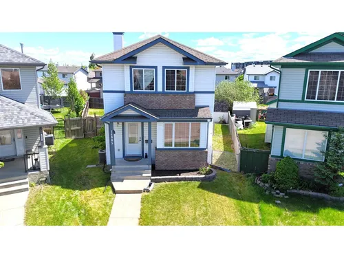 14005 158A AV NW, Edmonton - $399,900