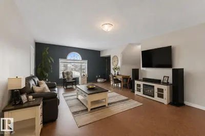 Interior photo 3 of 124 45326 Highway 659