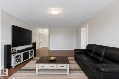 Interior photo 4 of 124 45326 Highway 659