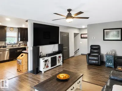 Interior photo 2 of 124 45326 Highway 659