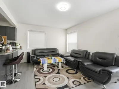 Interior photo 3 of #18 230 EDWARDS DR SW