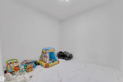 Interior photo 2 of 6008 19 ST NE