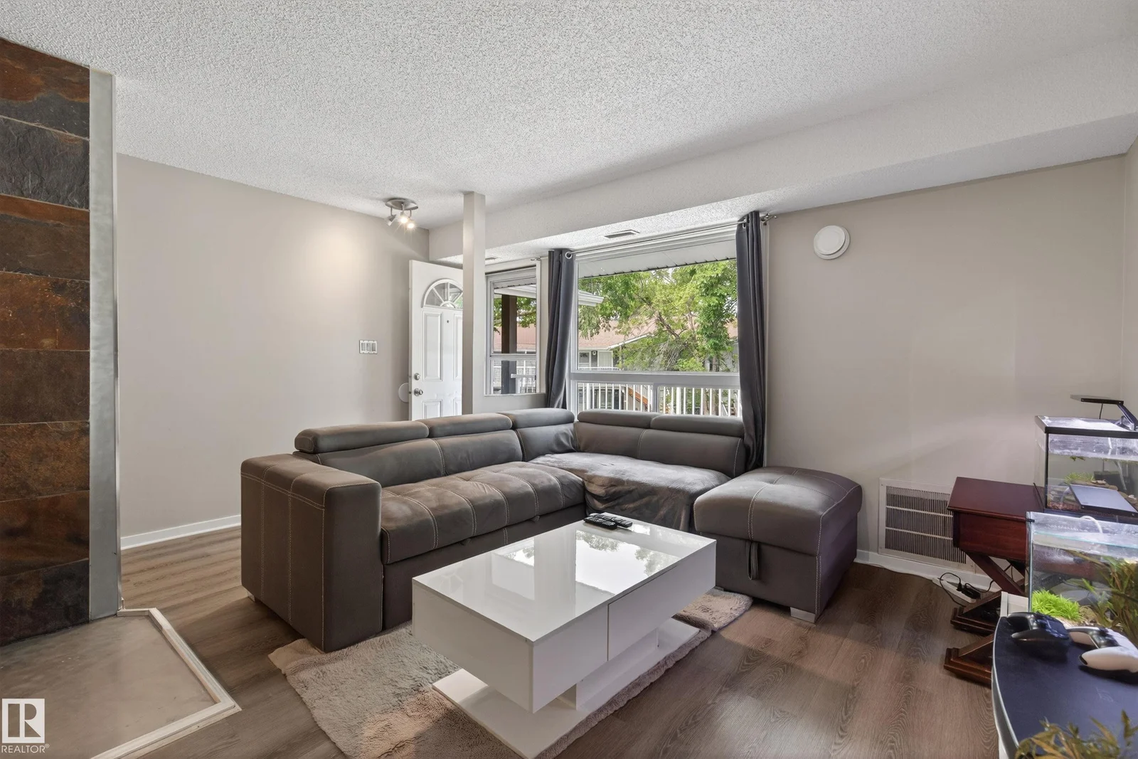 #35 3111 142 AV NW, Edmonton - 2 bedroom Carriage for sale
