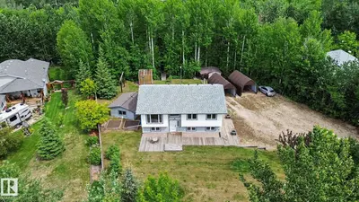 Interior photo 1 of #7 1307 TWP ROAD 540