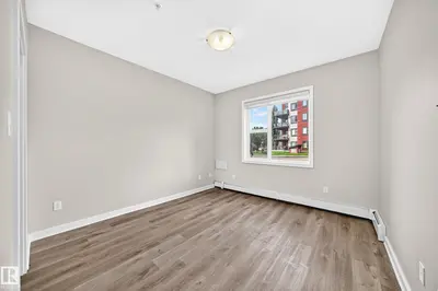 Interior photo 3 of #103 304 AMBLESIDE LINK LI SW