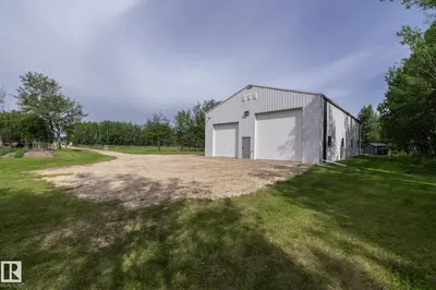 Interior photo 1 of 57511 Range 92 RD
