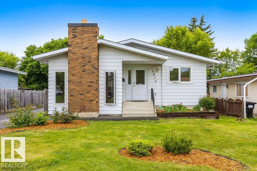 2016 82 ST NW, Edmonton - 4 bedroom Detached Single Family for sale