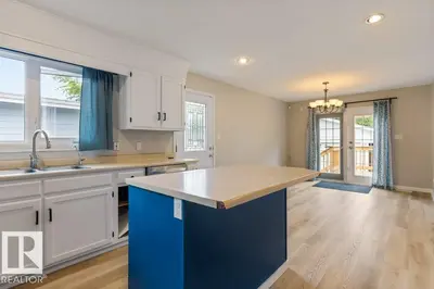 Interior photo 4 of 2016 82 ST NW