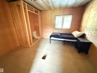 Interior photo 4 of Range Road 32 Township Road 524
