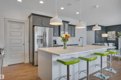 Interior photo 3 of 4231 SAVARYN DR SW