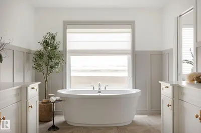 Interior photo 3 of 339 JENSEN LAKES BV