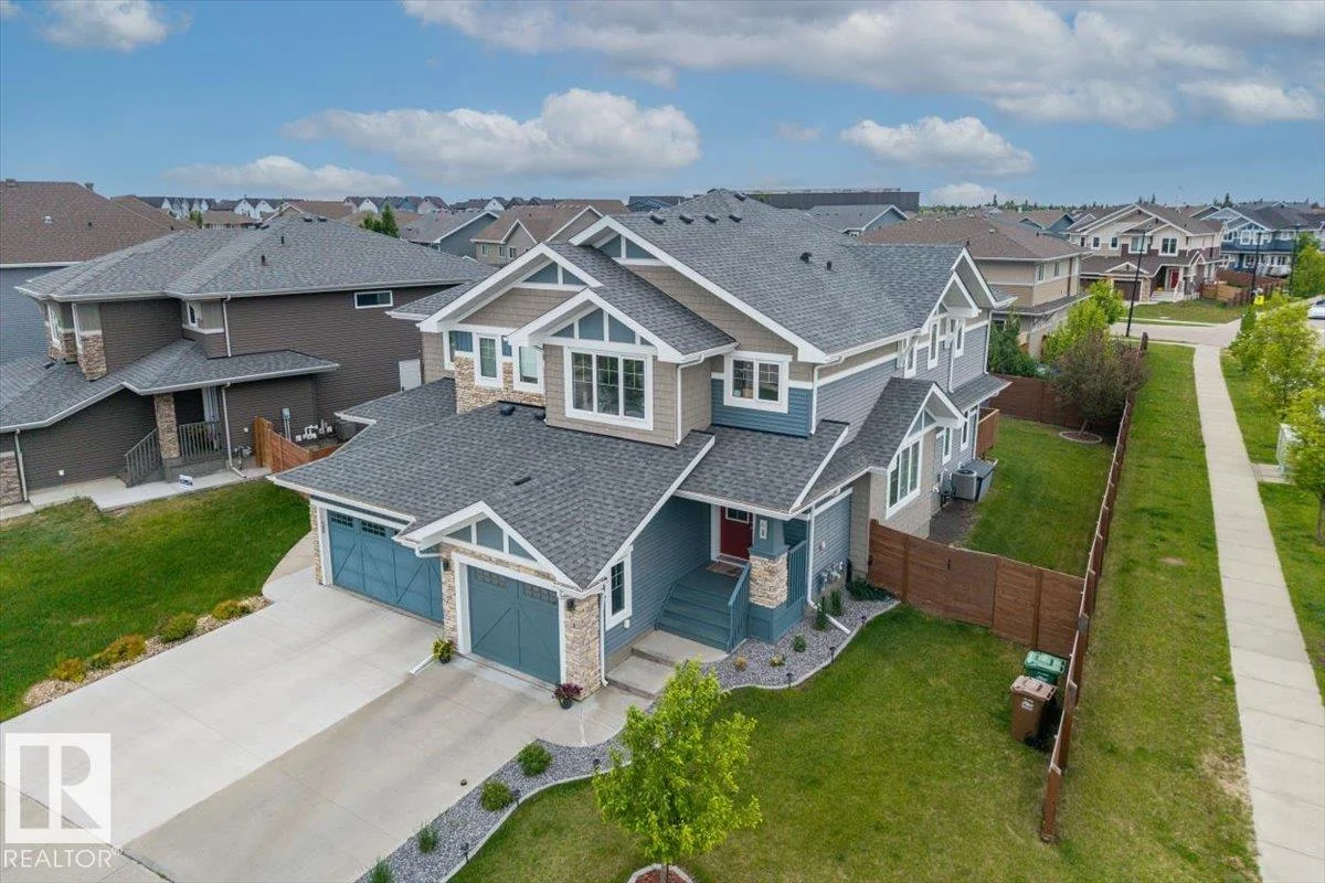 1 JAMES CR, St. Albert - 4 bedroom Duplex for sale
