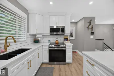Interior photo 4 of 43 Burnham PL