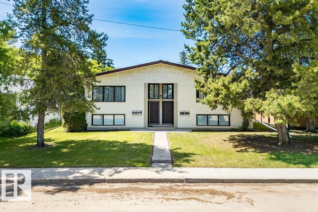 3812-3814 53 ST, Wetaskiwin - 1 bedroom Quadruplex for sale