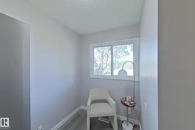 Interior photo 3 of #176 176 Centennial Court NW