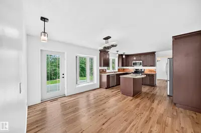 Interior photo 3 of 38 BEAUVISTA DR