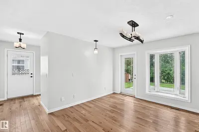 Interior photo 2 of 38 BEAUVISTA DR