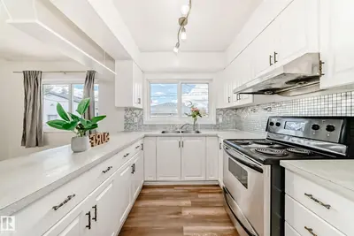 Interior photo 2 of 13428 82 ST NW