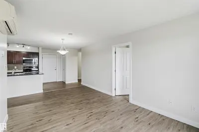 Interior photo 4 of #403 270 MCCONACHIE DR NW